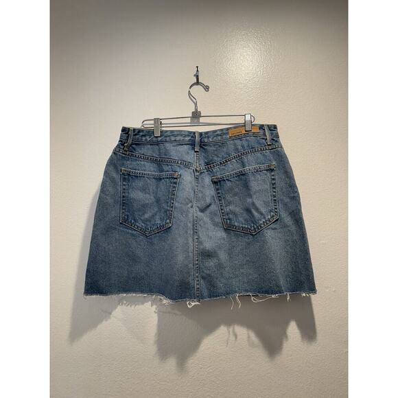GRLFRND Mini Skirt Size 32 Milla Metallic Leather Panel Denim Two Face Festival - Picture 2 of 8